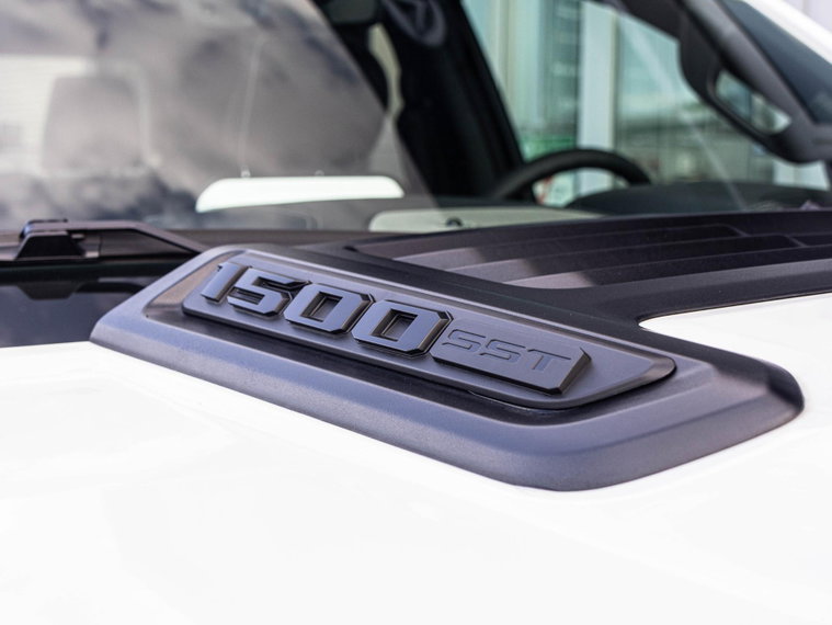 Vehicle Image 31