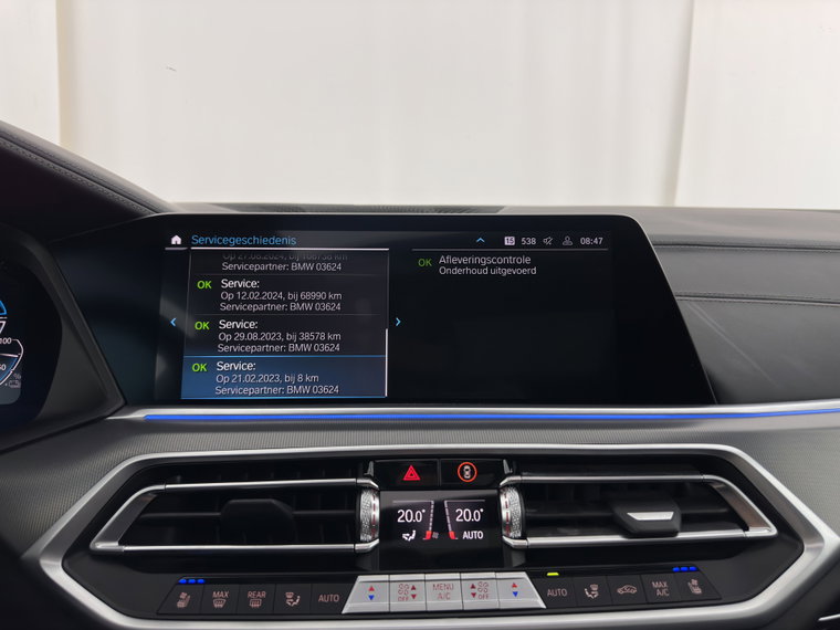 Vehicle Image 36