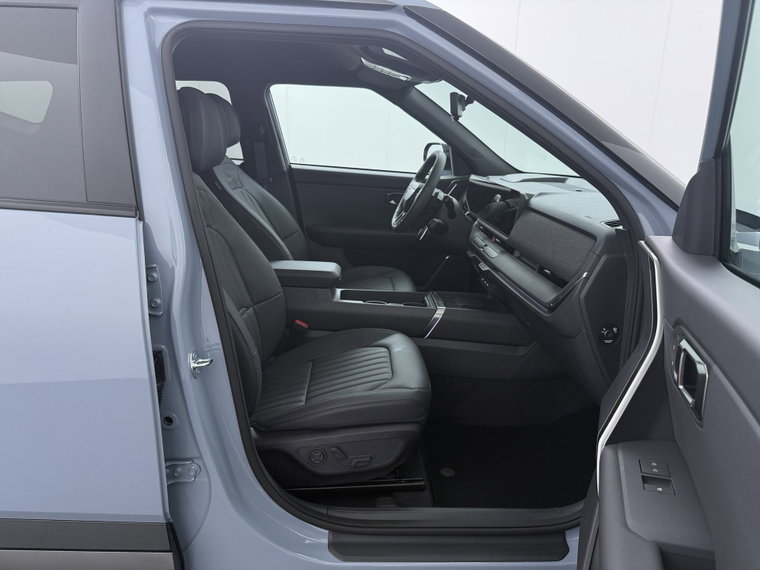 Vehicle Image 40