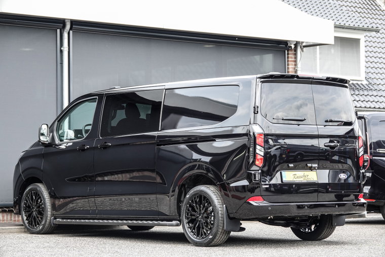 Vehicle Image 23