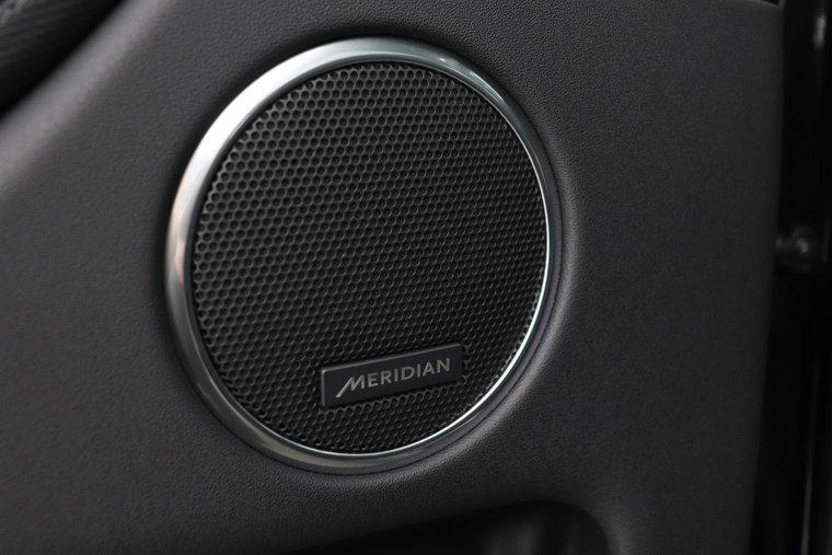 Vehicle Image 13