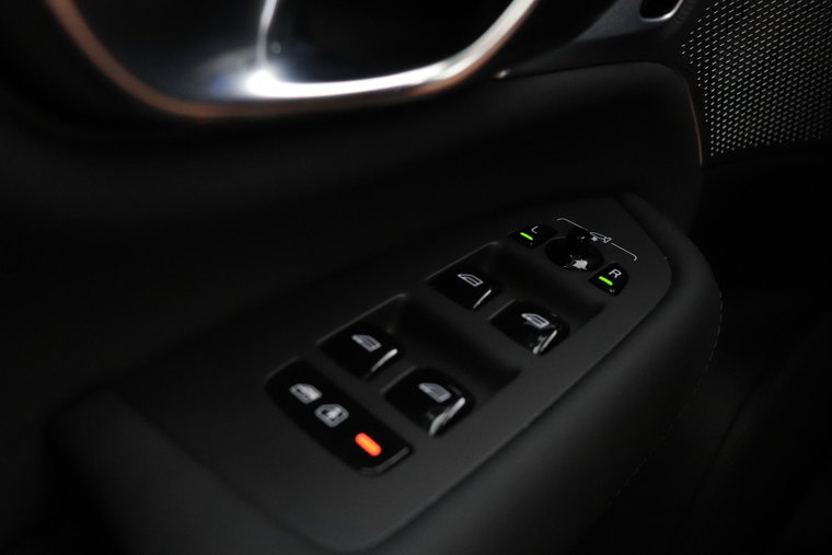 Vehicle Image 45
