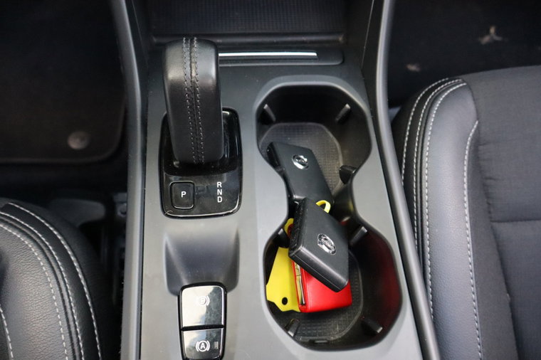 Vehicle Image 12