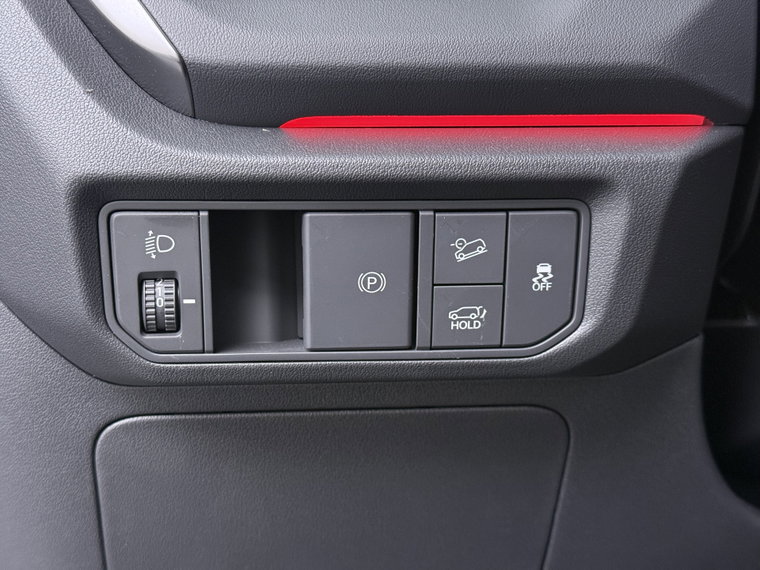 Vehicle Image 23