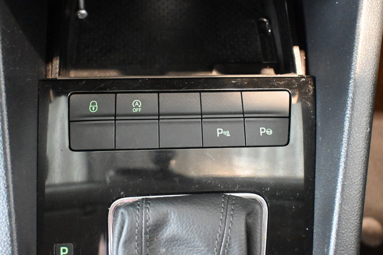 Vehicle Image 33
