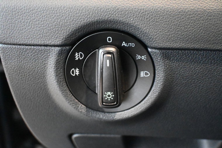 Vehicle Image 37
