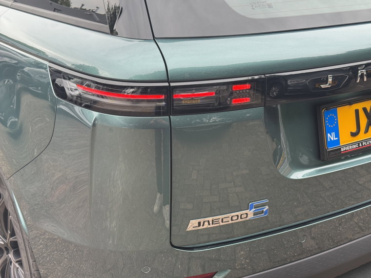 Vehicle Image 24