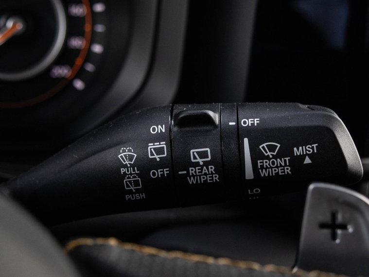 Vehicle Image 23