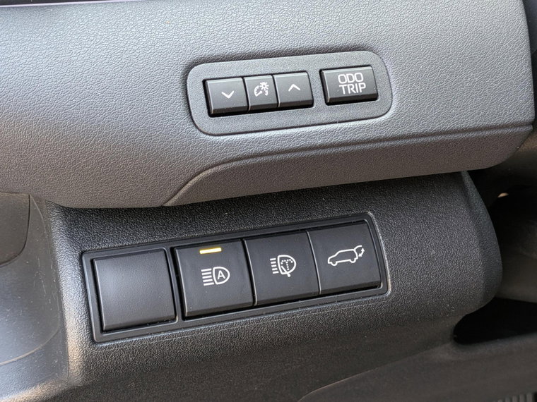 Vehicle Image 30