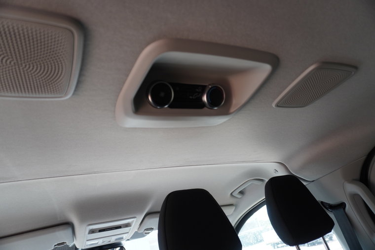 Vehicle Image 33