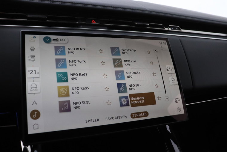 Vehicle Image 23