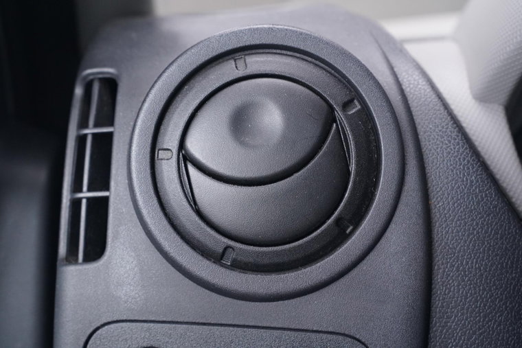Vehicle Image 33