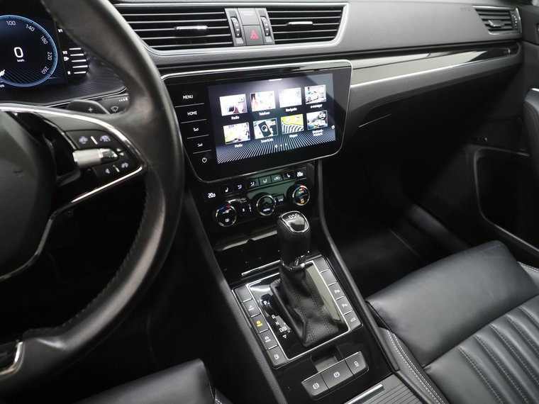 Vehicle Image 37