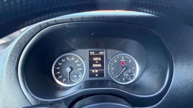Vehicle Image 23