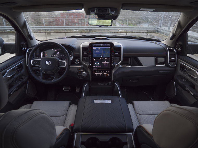 Vehicle Image 37