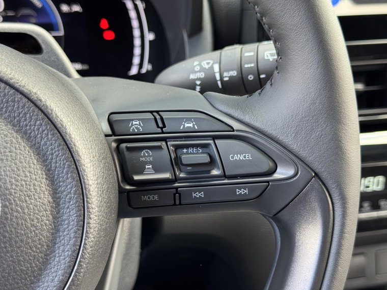 Vehicle Image 23