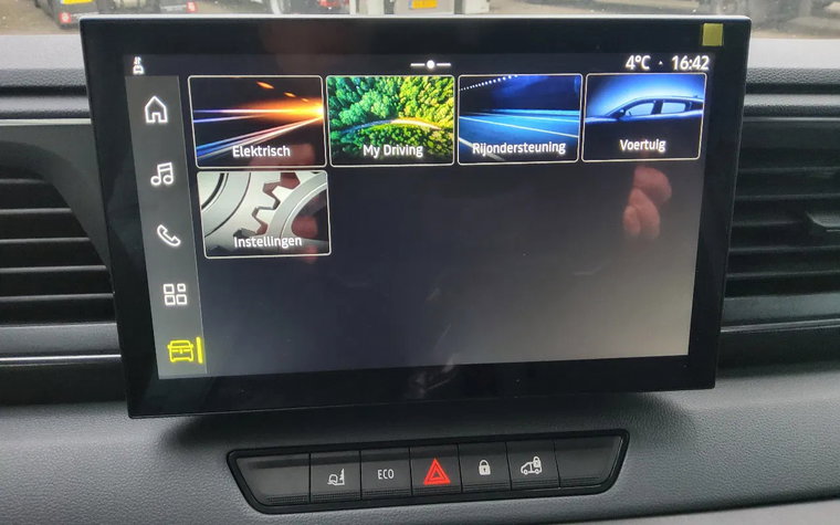 Vehicle Image 20