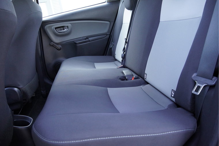 Vehicle Image 12