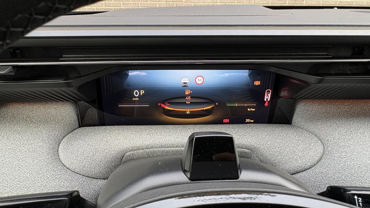 Vehicle Image 22