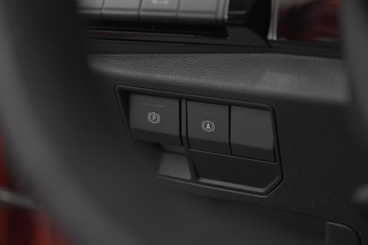 Vehicle Image 48