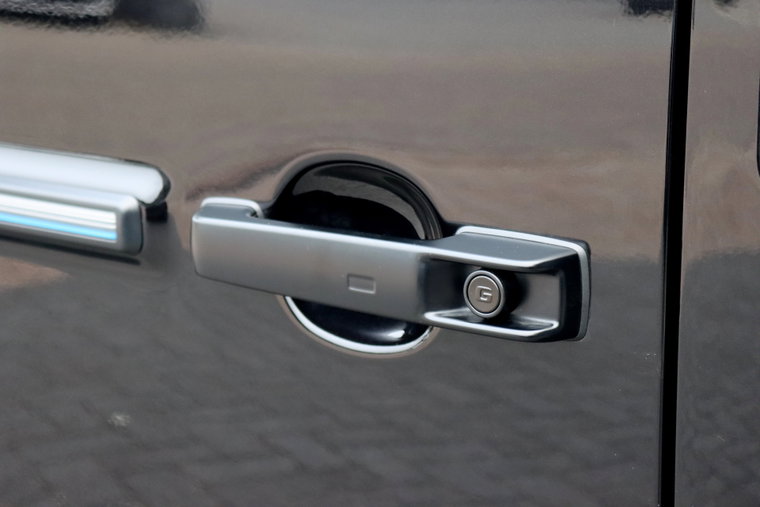 Vehicle Image 23
