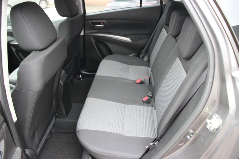 Vehicle Image 12