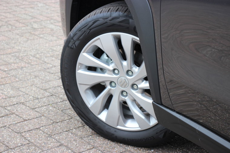 Vehicle Image 14