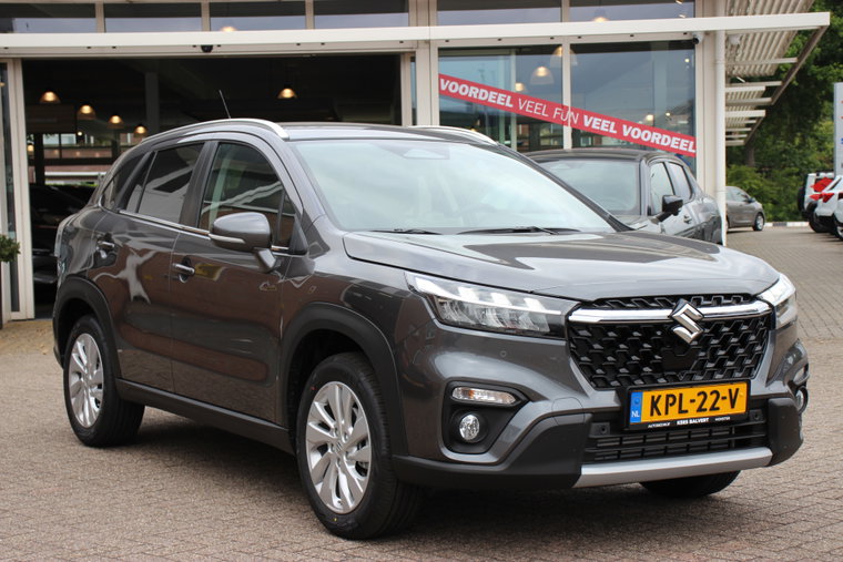 Vehicle Image 16