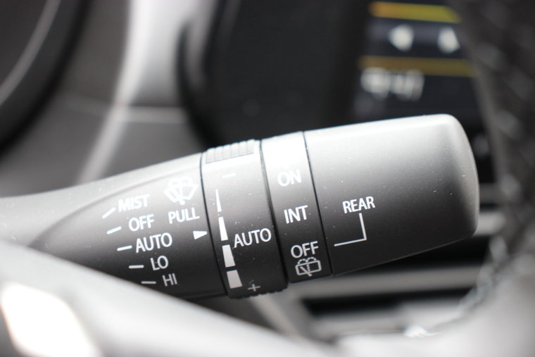 Vehicle Image 32