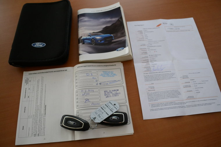 Vehicle Image 35