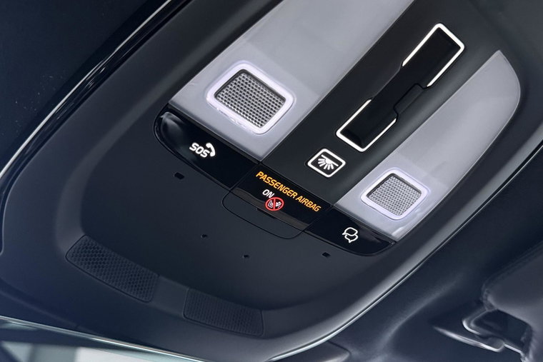 Vehicle Image 36