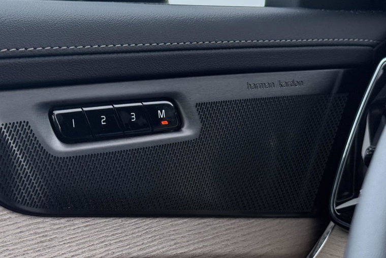 Vehicle Image 45
