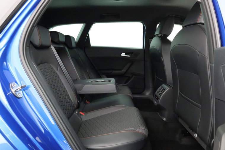 Vehicle Image 40