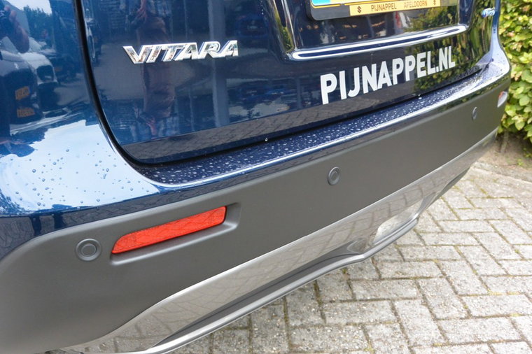 Vehicle Image 13