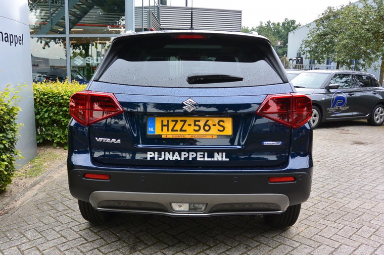 Vehicle Image 6