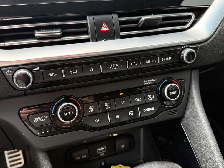 Vehicle Image 28