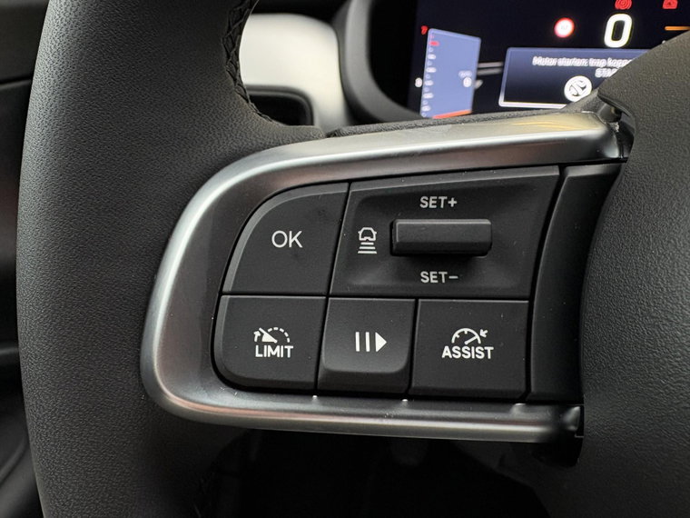 Vehicle Image 24
