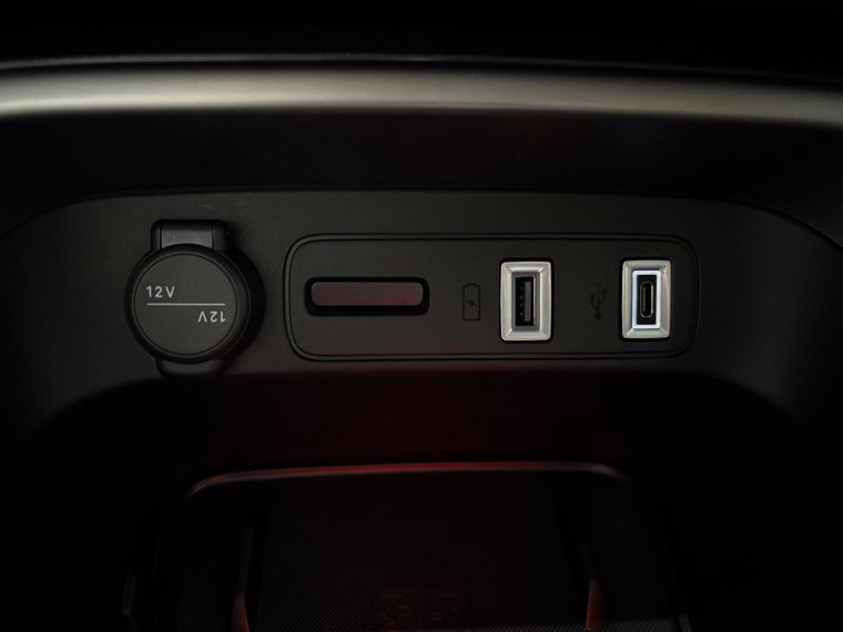 Vehicle Image 39
