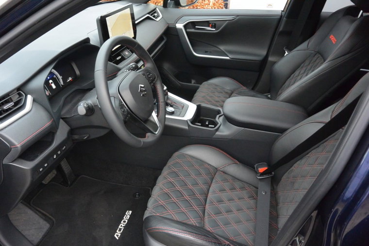 Vehicle Image 22