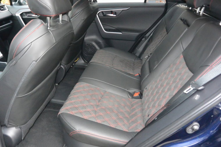 Vehicle Image 30