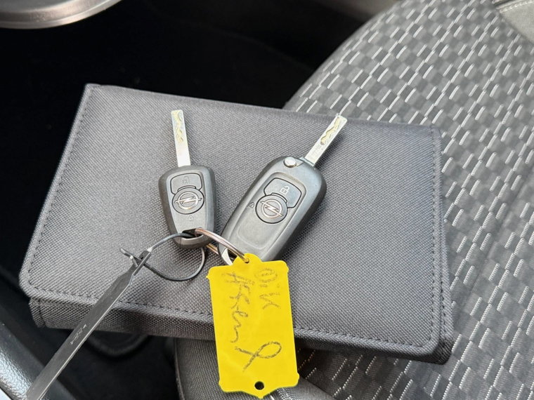 Vehicle Image 15