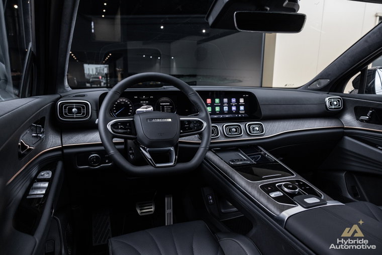 Vehicle Image 30