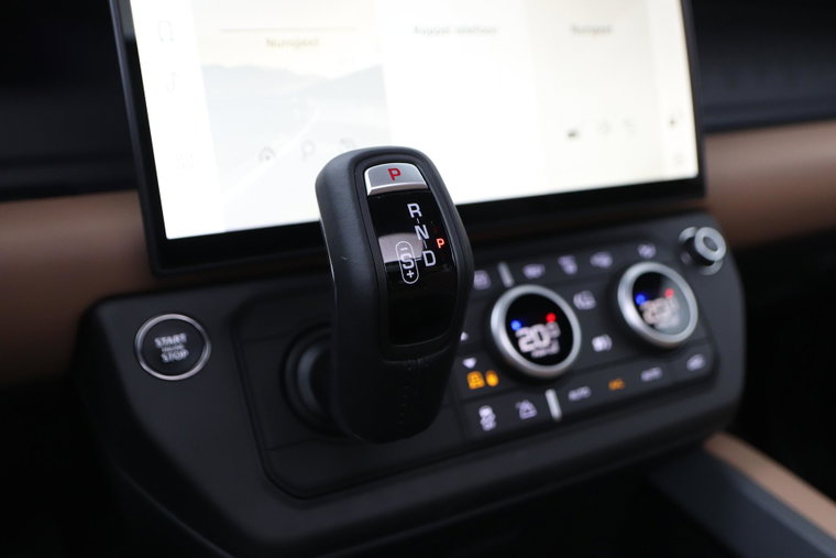 Vehicle Image 30