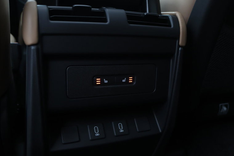 Vehicle Image 45