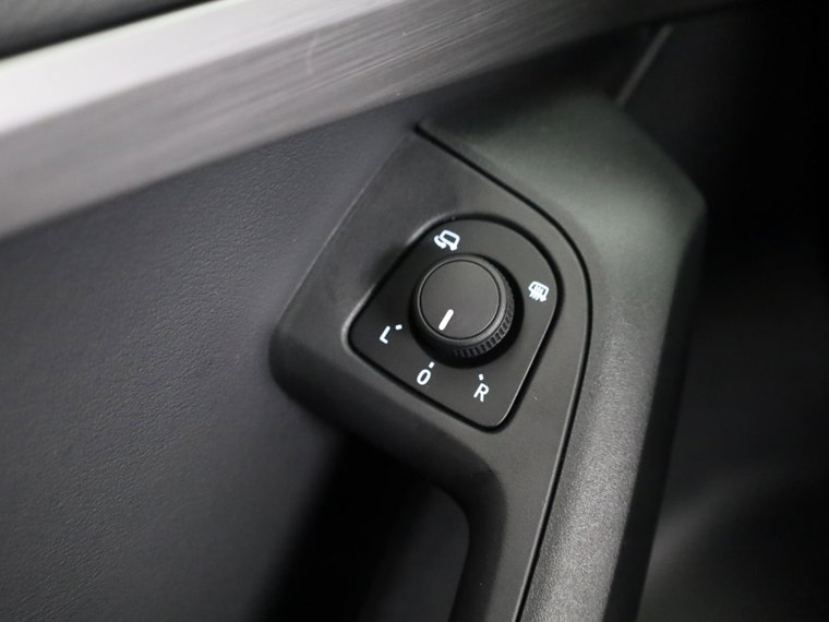 Vehicle Image 34