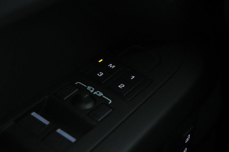 Vehicle Image 34