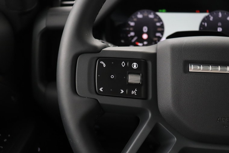 Vehicle Image 37