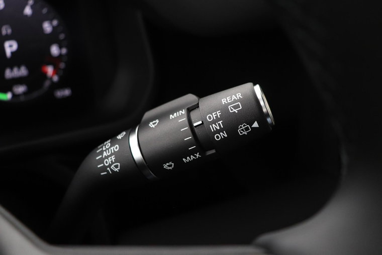 Vehicle Image 40