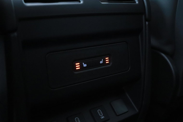 Vehicle Image 46