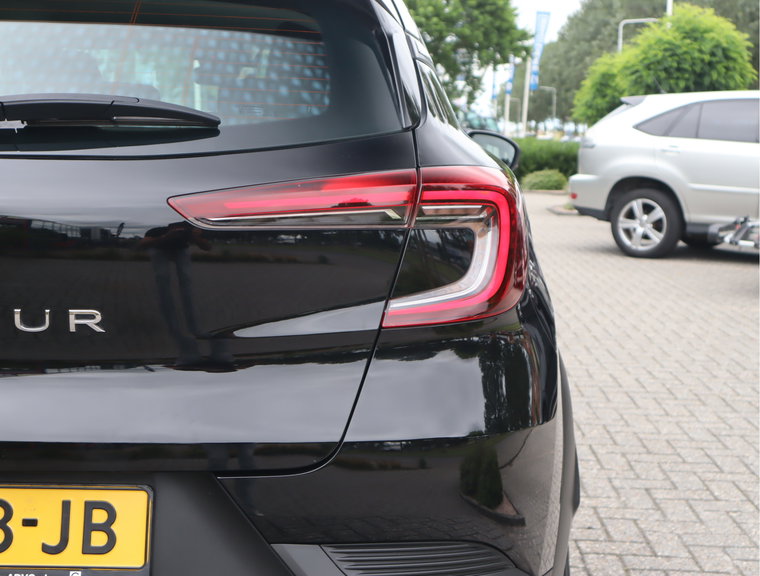 Vehicle Image 22